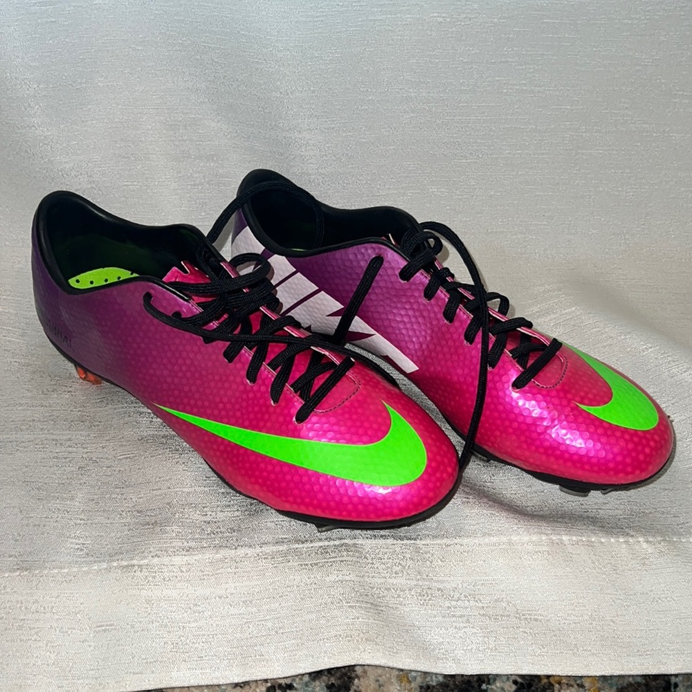 Mercurial Vapor Soccer Cleats. Brand New. Size 6.5